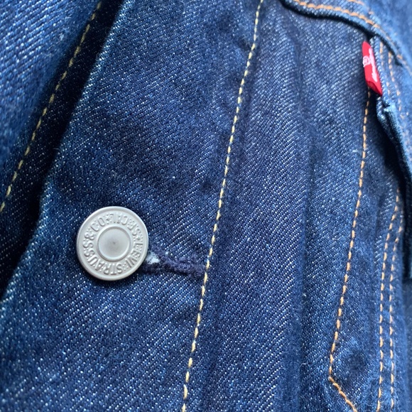 Levis Denim Jacket - Picture 7 of 9